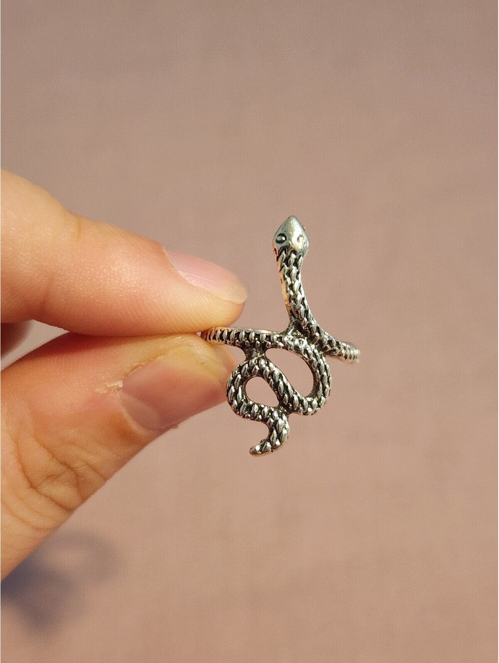 Vintage Style Silver Snake Ring Size 8
